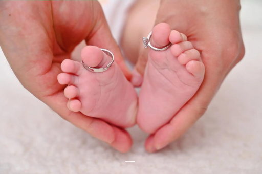 果洛孕妇两个月肚子疼