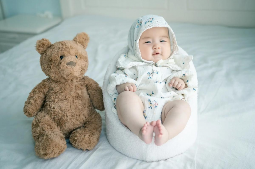 果洛宝宝多大可以喝纯牛奶